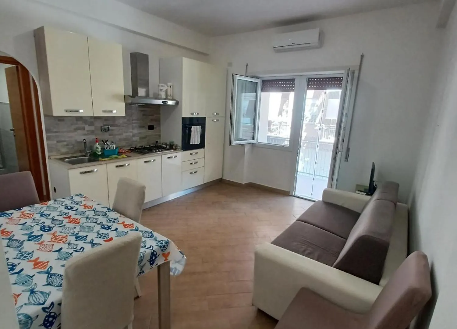 Forni Apartment Balcony Wifi Ac 200 Mt From The Sea Lido di Ostia